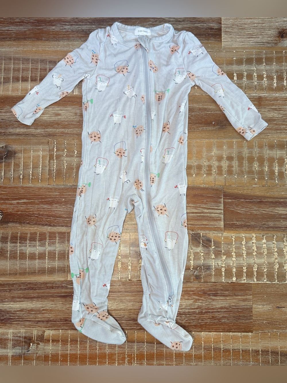 Angel Dear Cookies & Milk Bamboo Zipper Footie Sleeper Size 9-12 Months